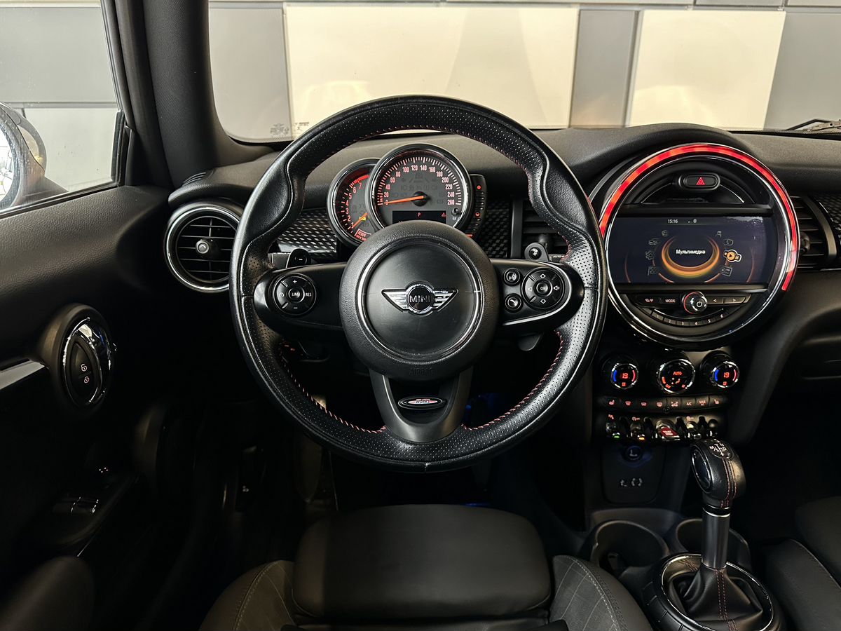 Mini Hatch 2014
